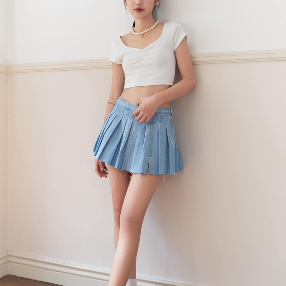 Pleated Denim Mini Skirt Light Blue - S0146